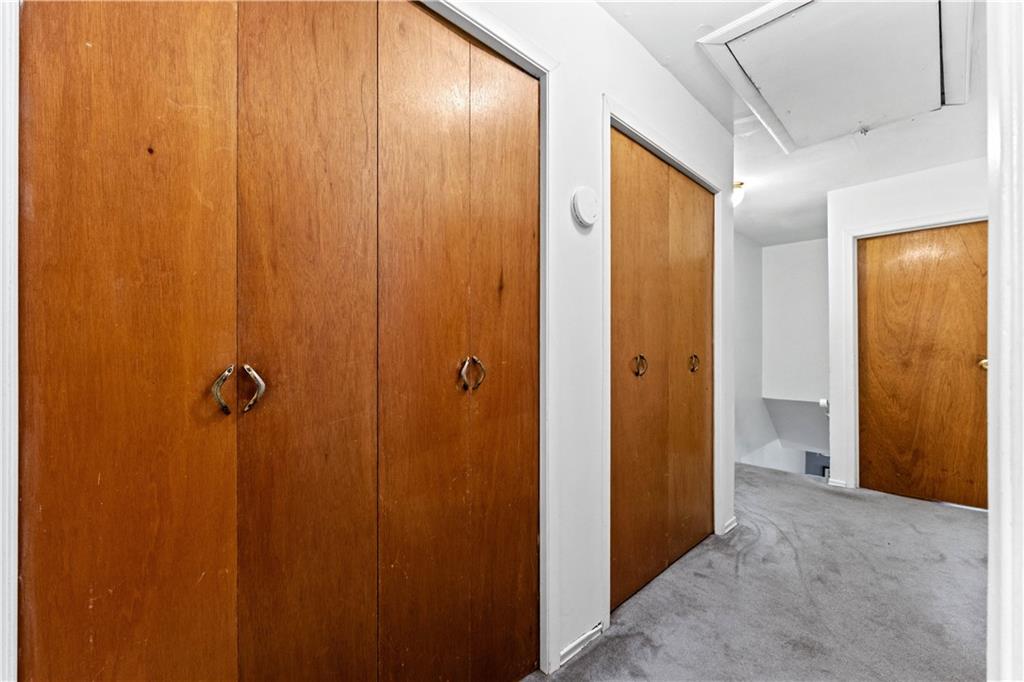 56 East Broadway Oakwood Staten Island NY 10306