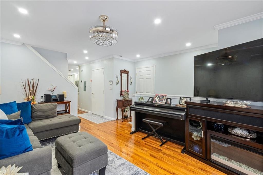320 Marion Street Bedford Stuyvesant Brooklyn NY 11233