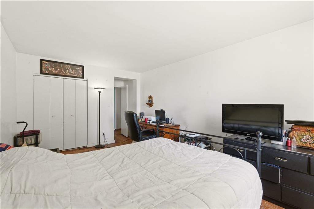 700 Shore Road Out of NYC Long Beach NY 11561