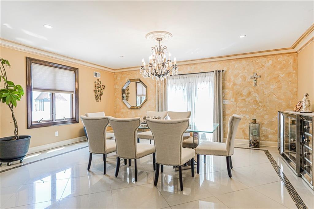 14 WALNUT Place Oakwood Brooklyn NY 10306