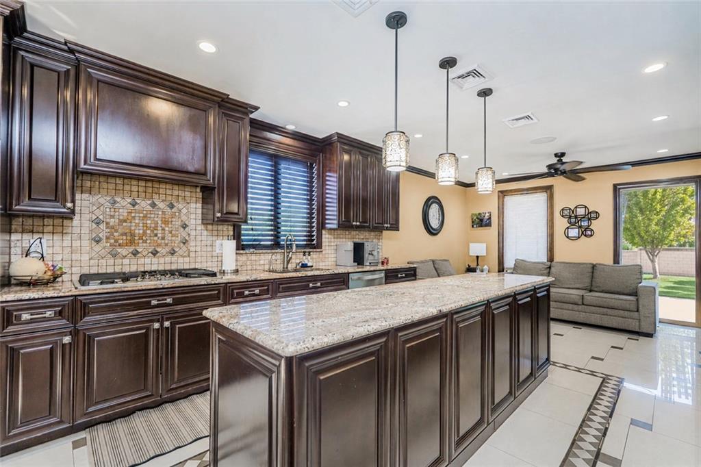 14 WALNUT Place Oakwood Brooklyn NY 10306