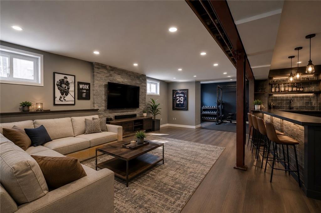 14 WALNUT Place Oakwood Brooklyn NY 10306