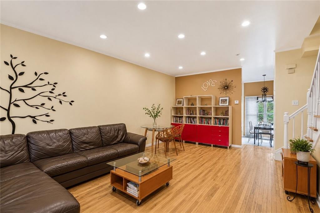 26 Cobblers Lane Grasmere Staten Island NY 10304