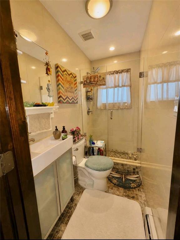 331 Hunter Avenue Grant City Brooklyn NY 10306