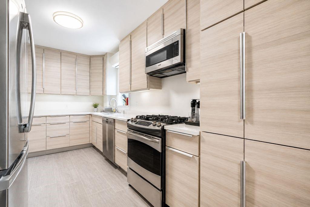 2645 East 24 Street Sheepshead Bay Brooklyn NY 11235