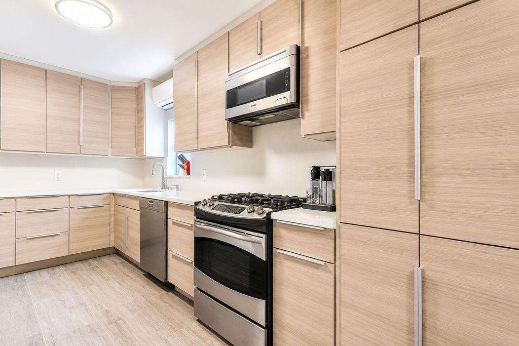 2645 East 24 Street Sheepshead Bay Brooklyn NY 11235