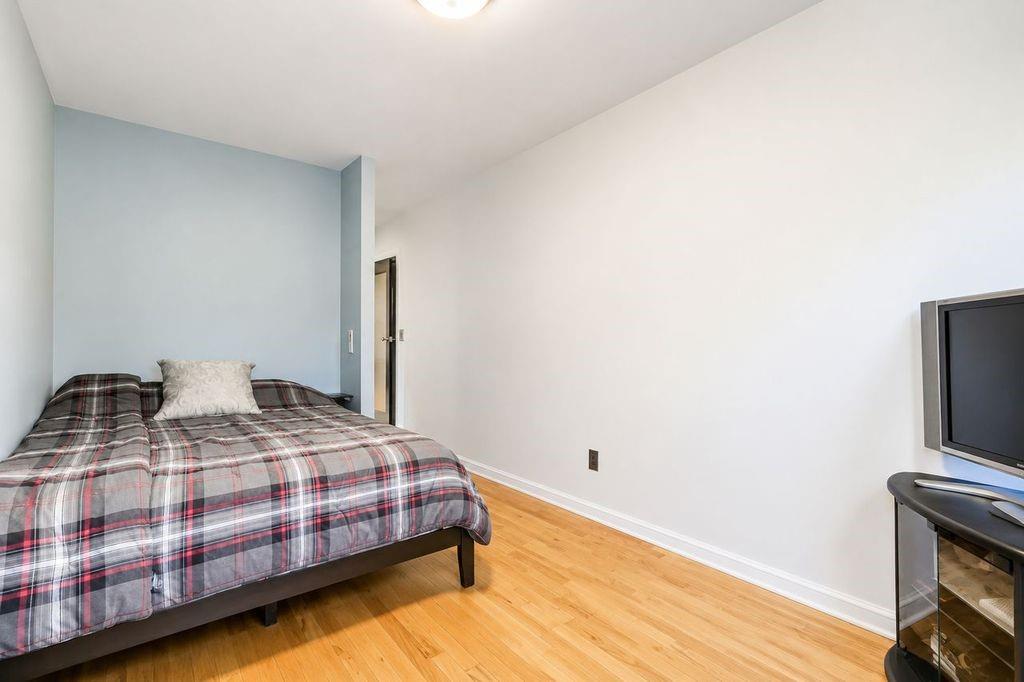 2645 East 24 Street Sheepshead Bay Brooklyn NY 11235