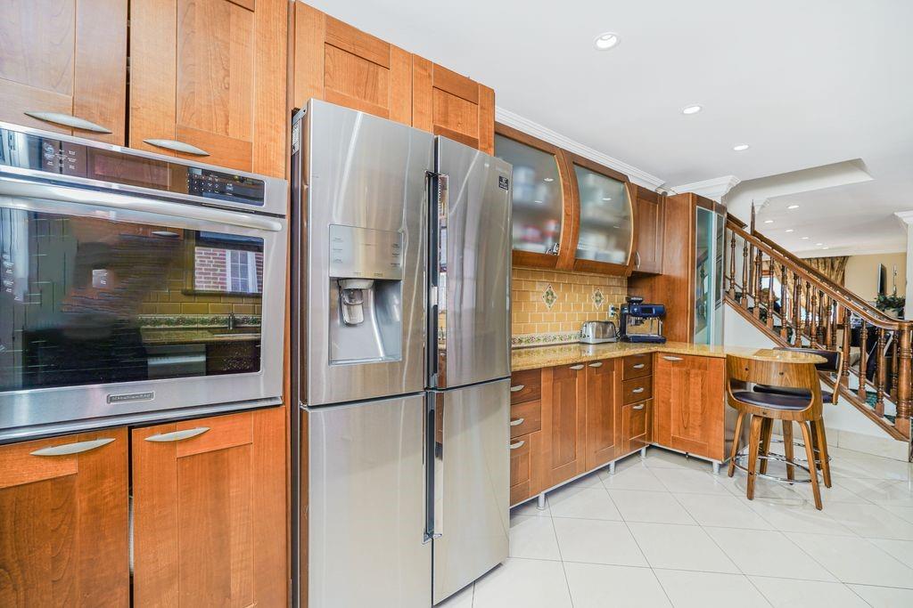 1711 Gerritsen Avenue Madison Brooklyn NY 11229
