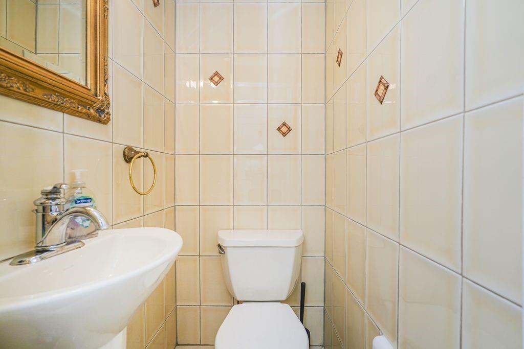 1711 Gerritsen Avenue Madison Brooklyn NY 11229