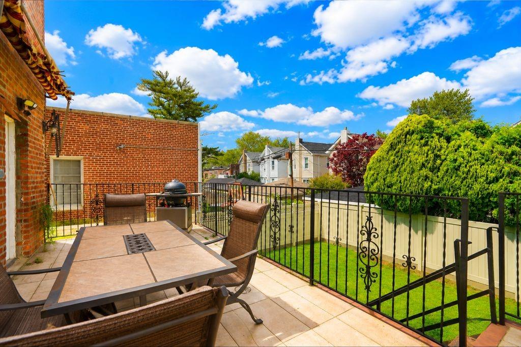 1711 Gerritsen Avenue Madison Brooklyn NY 11229