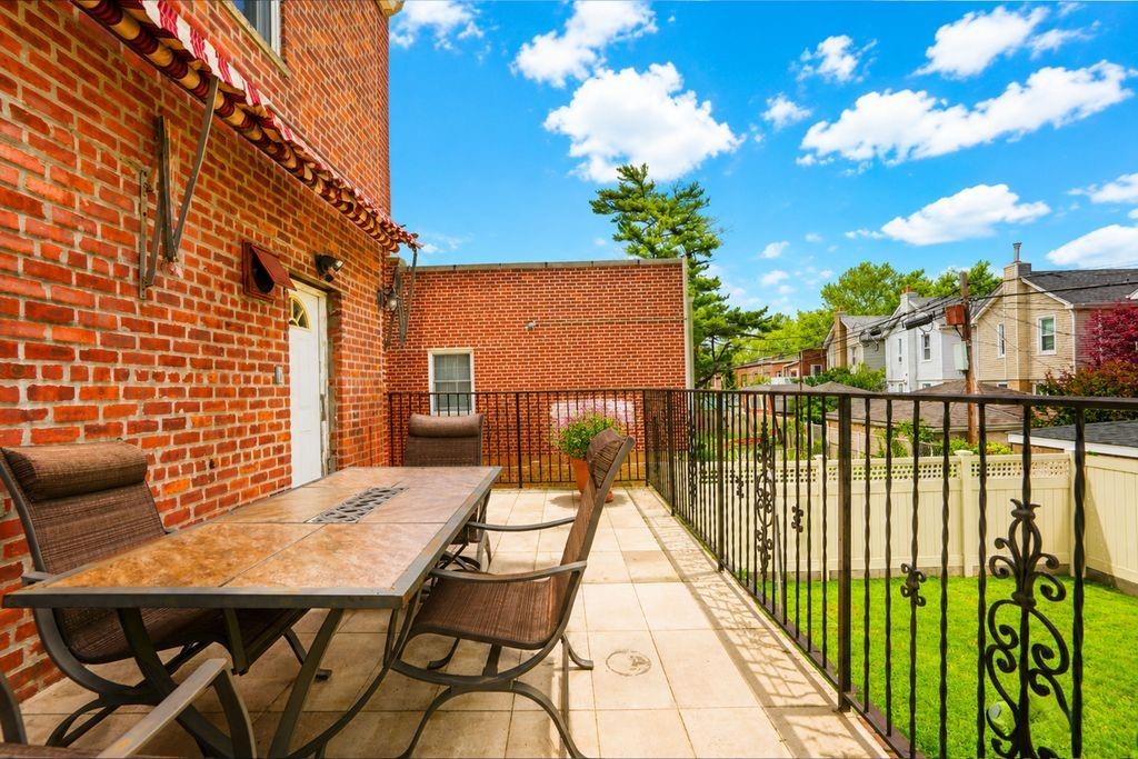 1711 Gerritsen Avenue Madison Brooklyn NY 11229