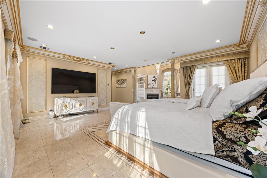 120 College Place Todt Hill Staten Island NY 10304