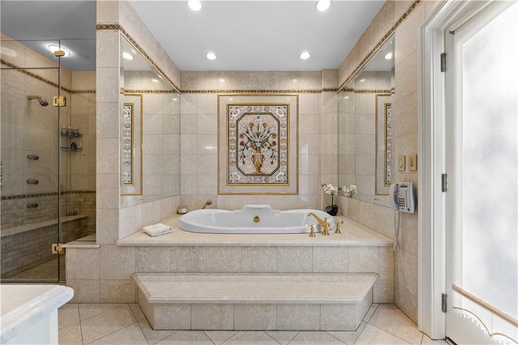 120 College Place Todt Hill Staten Island NY 10304