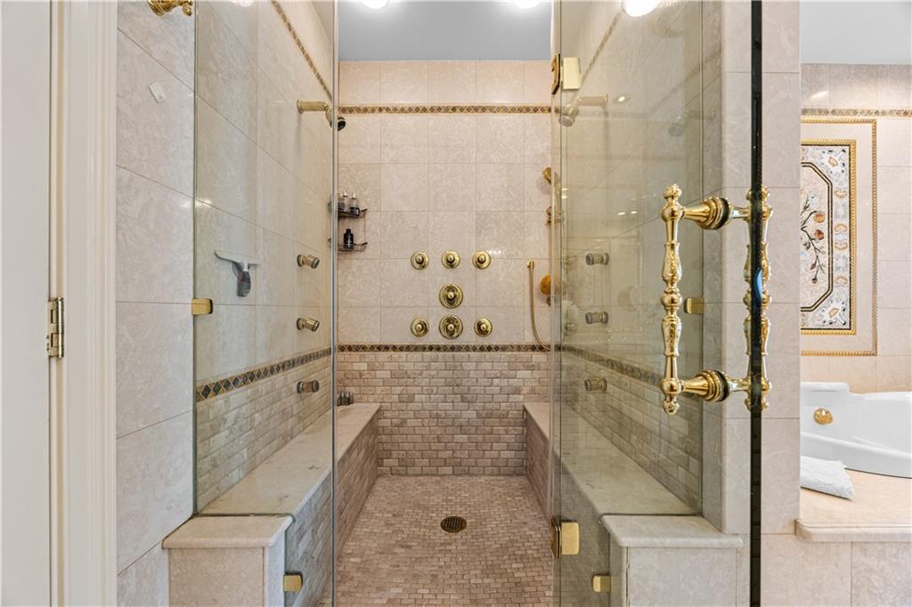 120 College Place Todt Hill Staten Island NY 10304