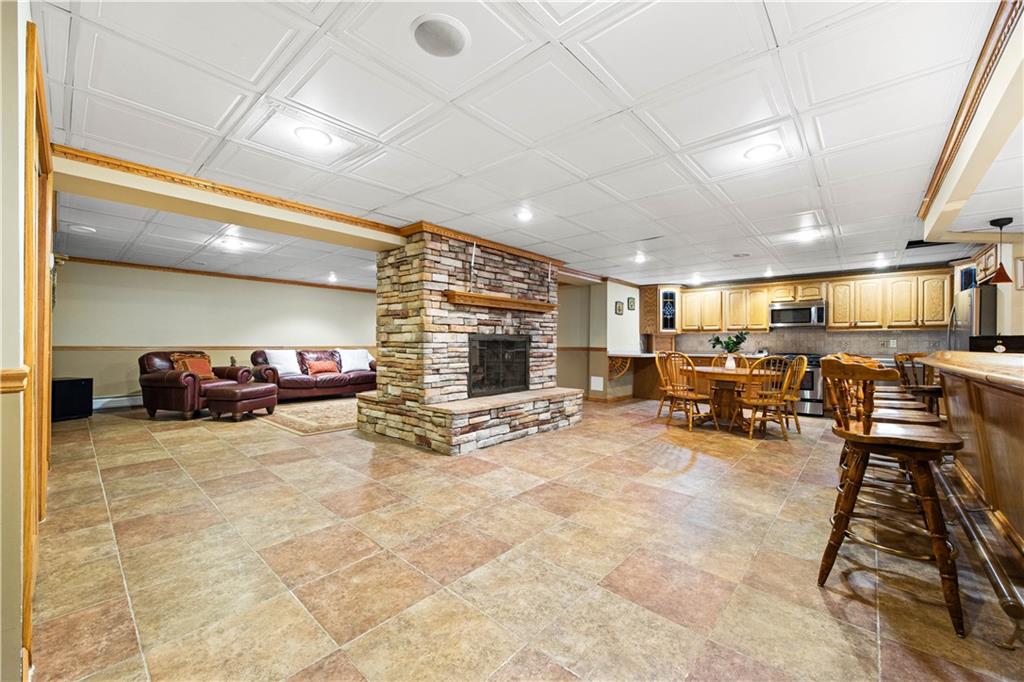 347 Deere Park Place Todt Hill Staten Island NY 10301