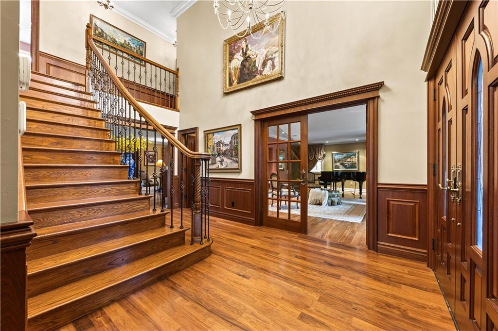 347 Deere Park Place Todt Hill Staten Island NY 10301