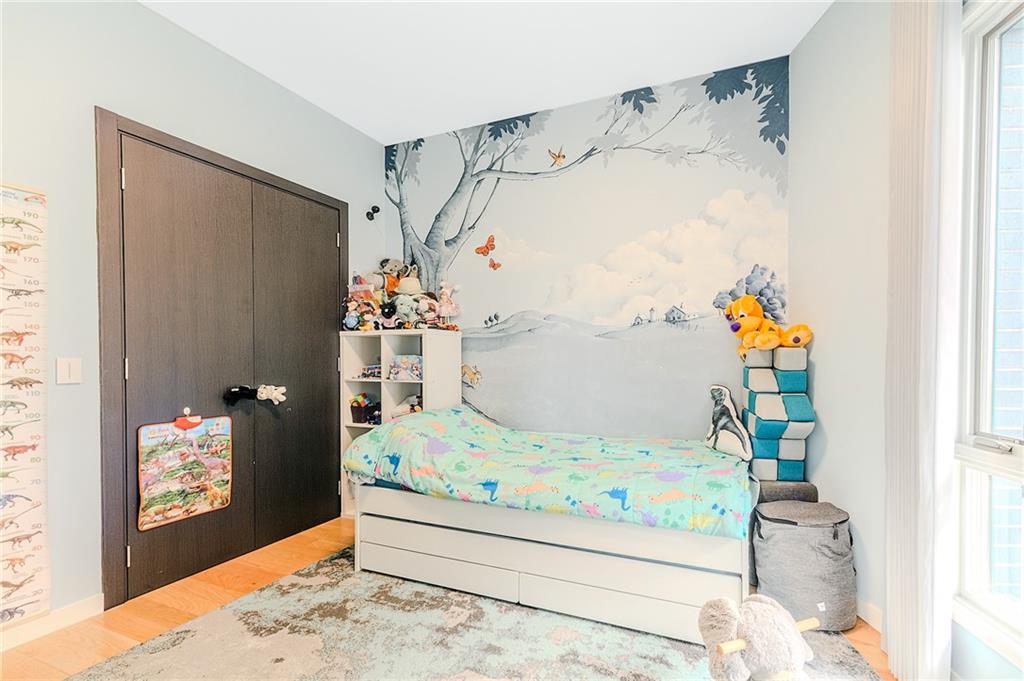 37 West End Avenue Manhattan Beach Brooklyn NY 11235