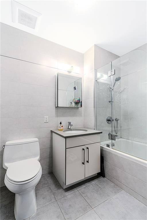 37 West End Avenue Manhattan Beach Brooklyn NY 11235