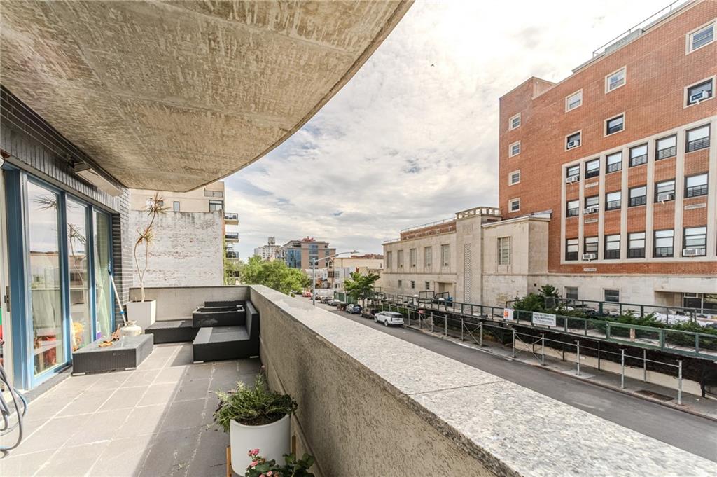 37 West End Avenue Manhattan Beach Brooklyn NY 11235