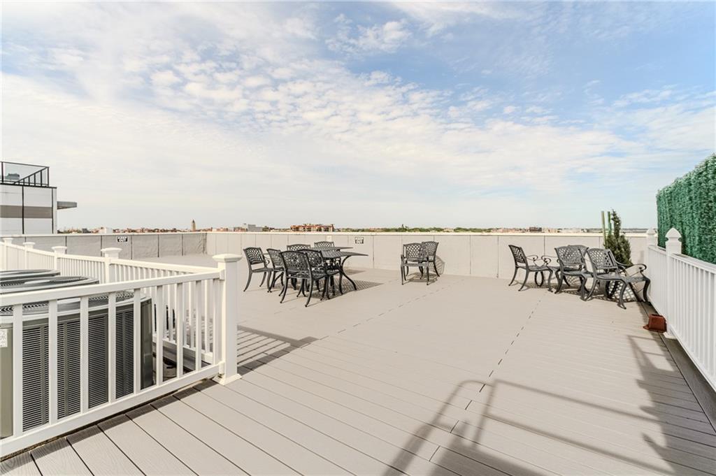 37 West End Avenue Manhattan Beach Brooklyn NY 11235