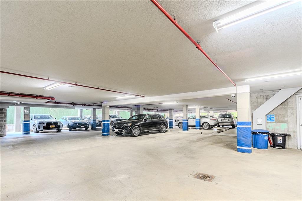 37 West End Avenue Manhattan Beach Brooklyn NY 11235