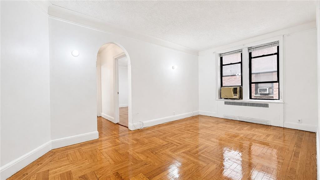 35-05 Parsons Boulevard Murray Hill Queens NY 11354