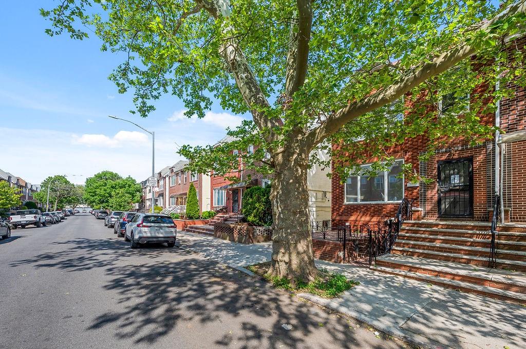 81 Bay 7th Street Bensonhurst Brooklyn NY 11228