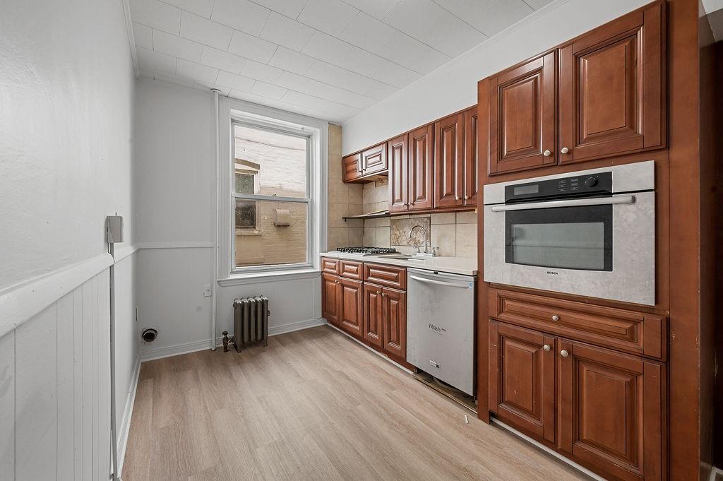 81 Bay 7th Street Bensonhurst Brooklyn NY 11228