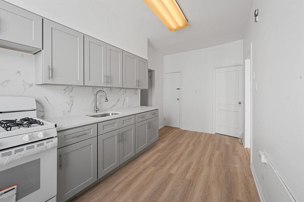 81 Bay 7th Street Bensonhurst Brooklyn NY 11228