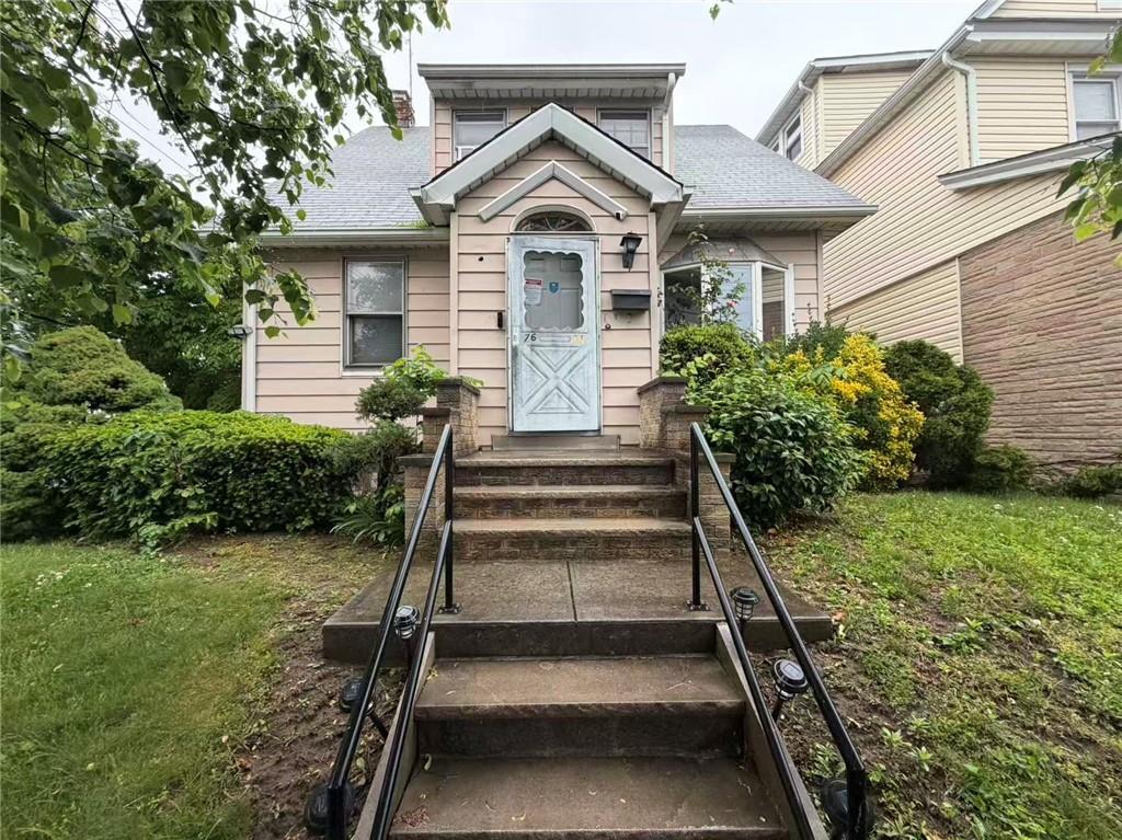 7601 164th Street Hillcrest Fresh Meadows NY 11366