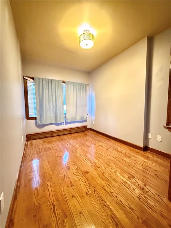 2514 East 24 Street Sheepshead Bay Brooklyn NY 11235
