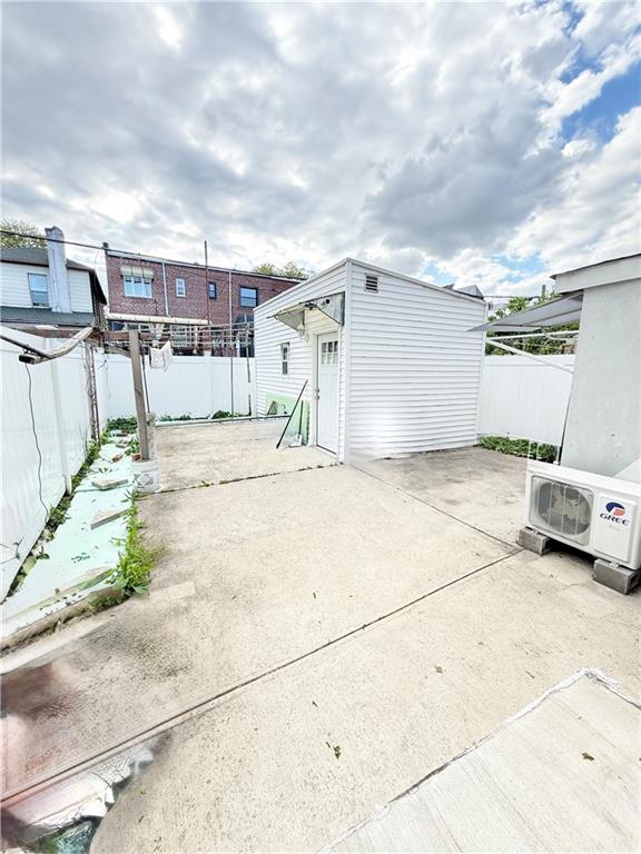 2514 East 24 Street Sheepshead Bay Brooklyn NY 11235