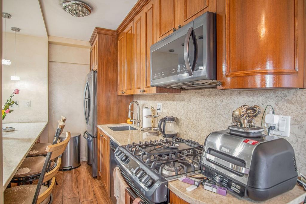 2915 West 5th Street Brighton Beach Brooklyn NY 11224