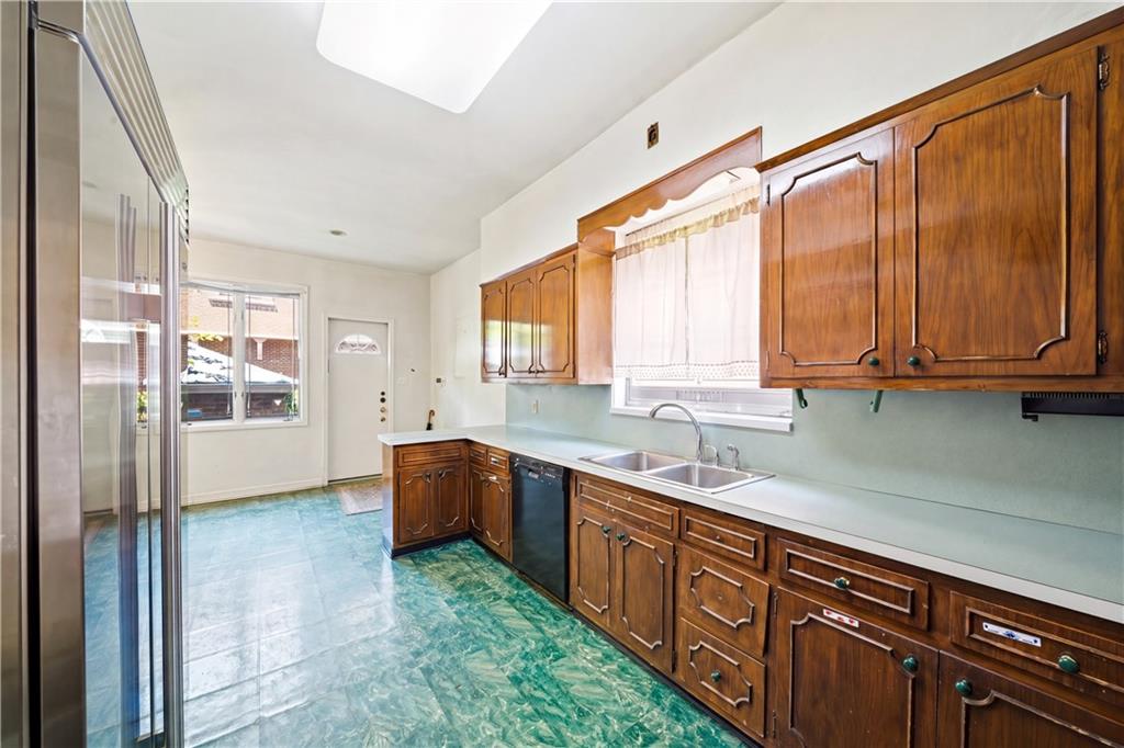 2101 Avenue N Midwood Brooklyn NY 11210