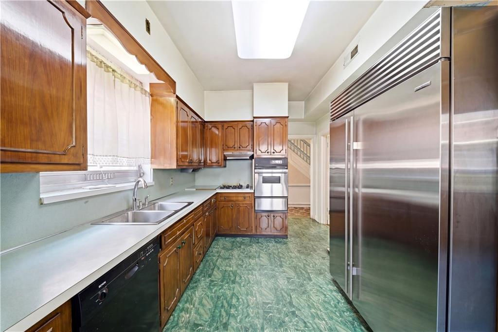 2101 Avenue N Midwood Brooklyn NY 11210