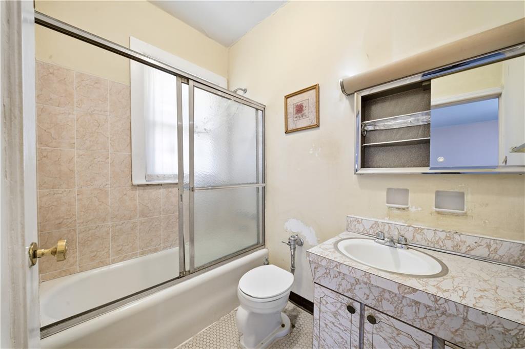 2101 Avenue N Midwood Brooklyn NY 11210
