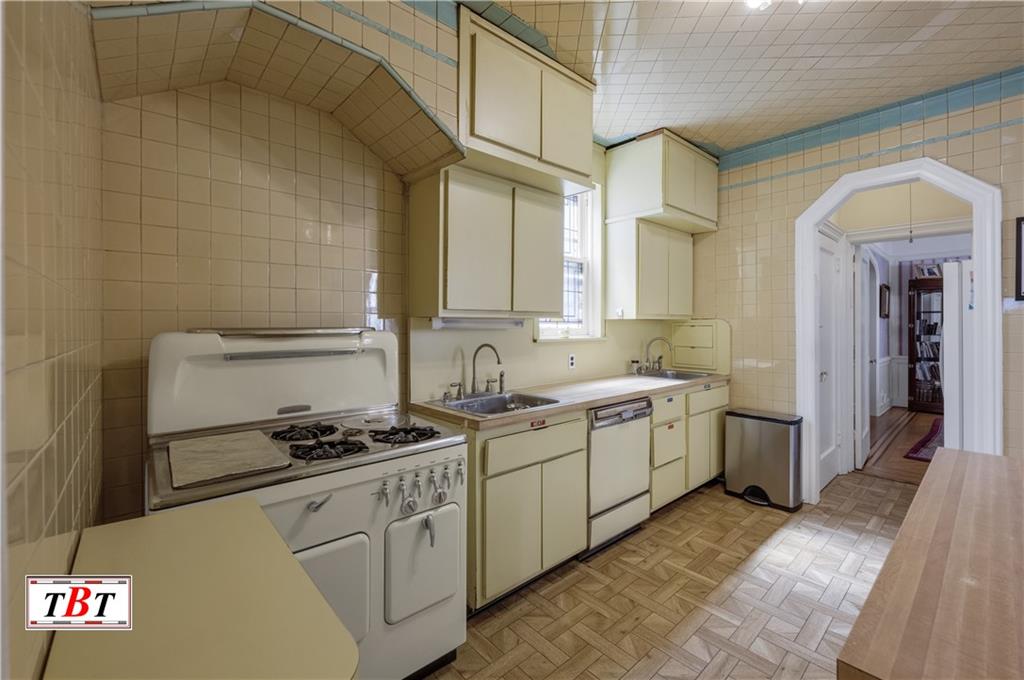 3665 Bedford Avenue Madison Brooklyn NY 11229