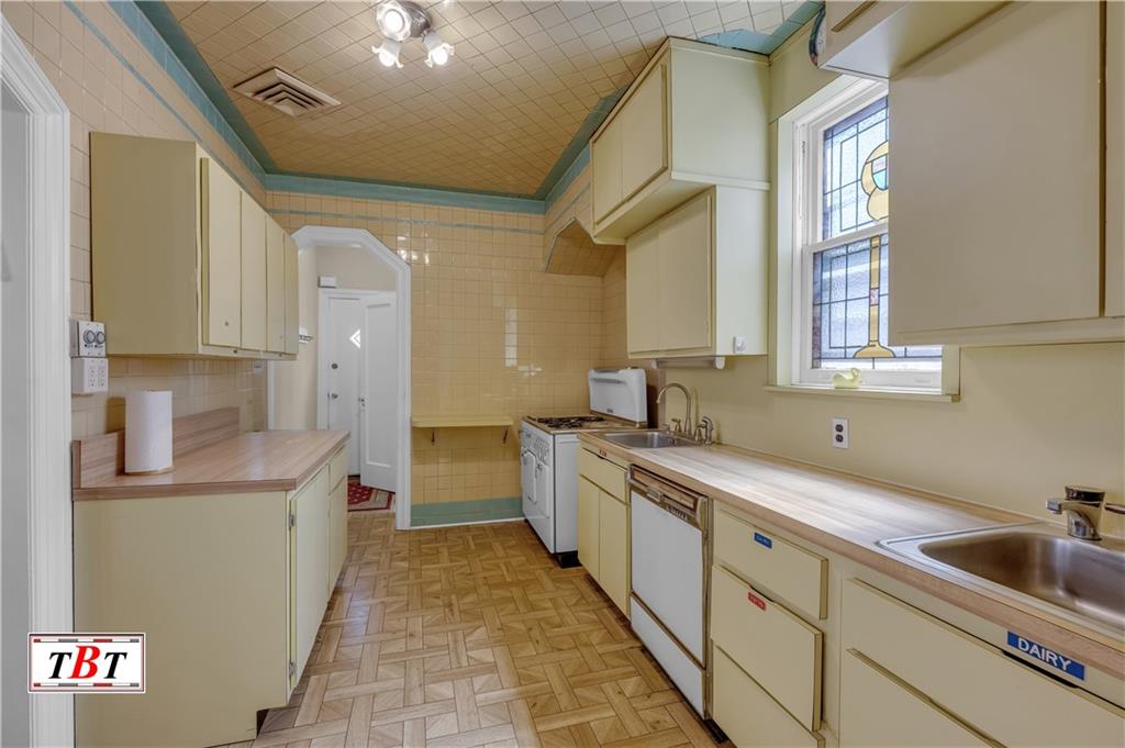 3665 Bedford Avenue Madison Brooklyn NY 11229