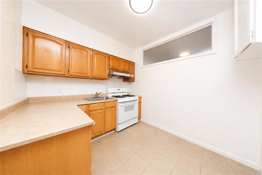 2326 East 19th Street Sheepshead Bay Brooklyn NY 11229