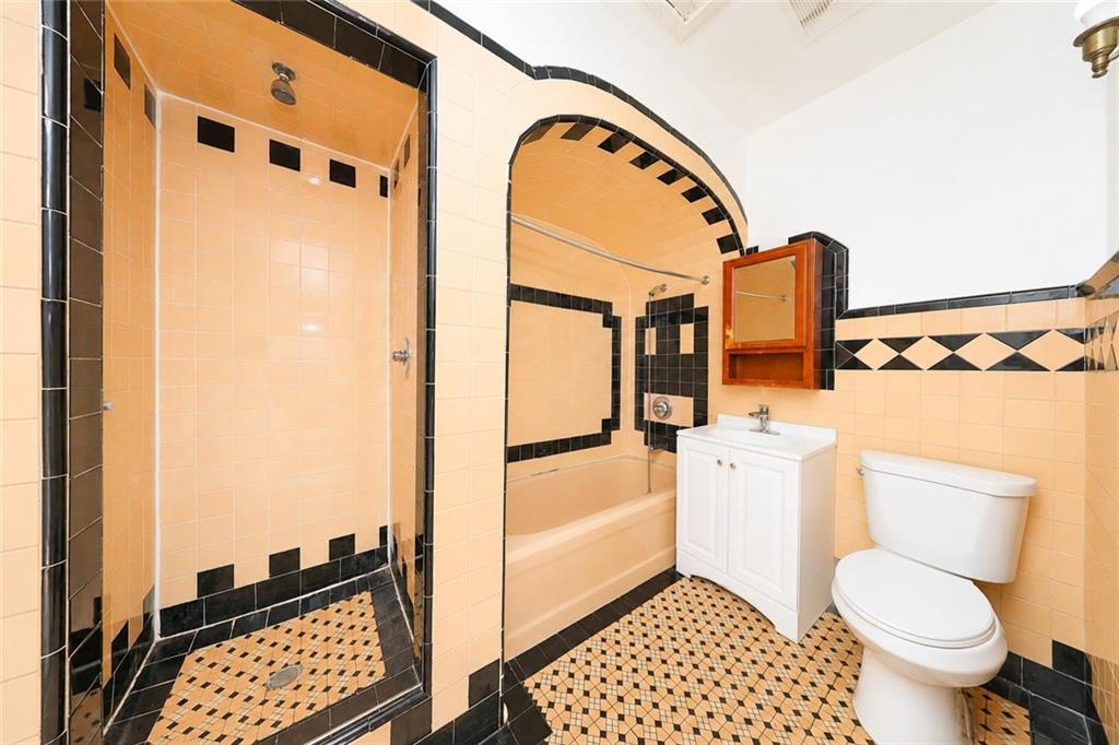 2326 East 19th Street Sheepshead Bay Brooklyn NY 11229