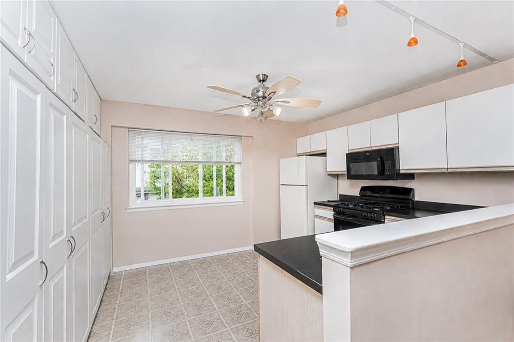 46 Pembrook Loop Woodrow Staten Island NY 10309