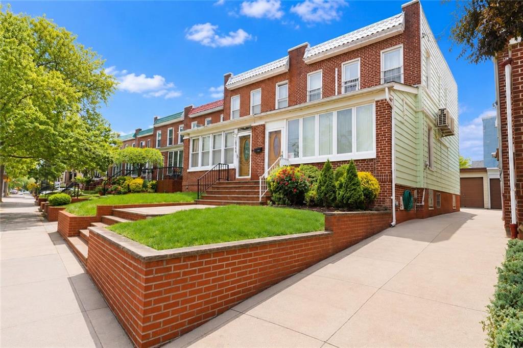 7615 Fort Hamilton Parkway Dyker Heights Brooklyn NY 11228
