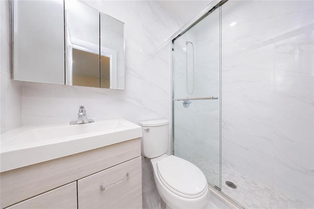7615 Fort Hamilton Parkway Dyker Heights Brooklyn NY 11228