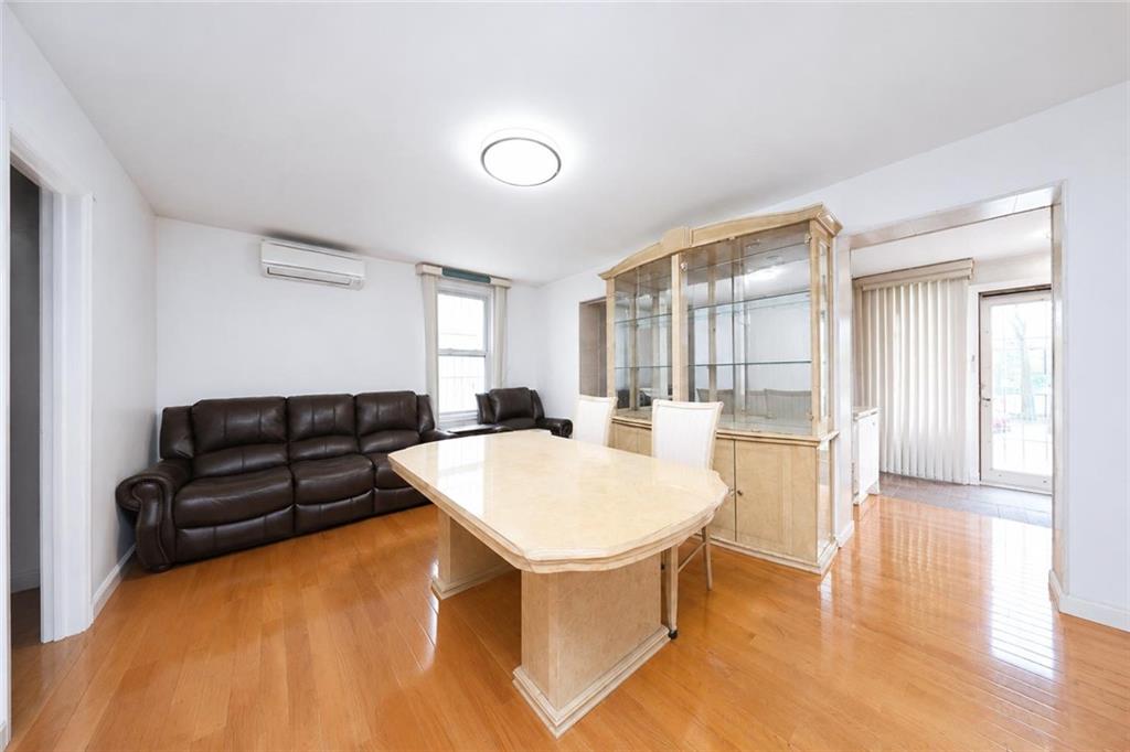 7615 Fort Hamilton Parkway Dyker Heights Brooklyn NY 11228