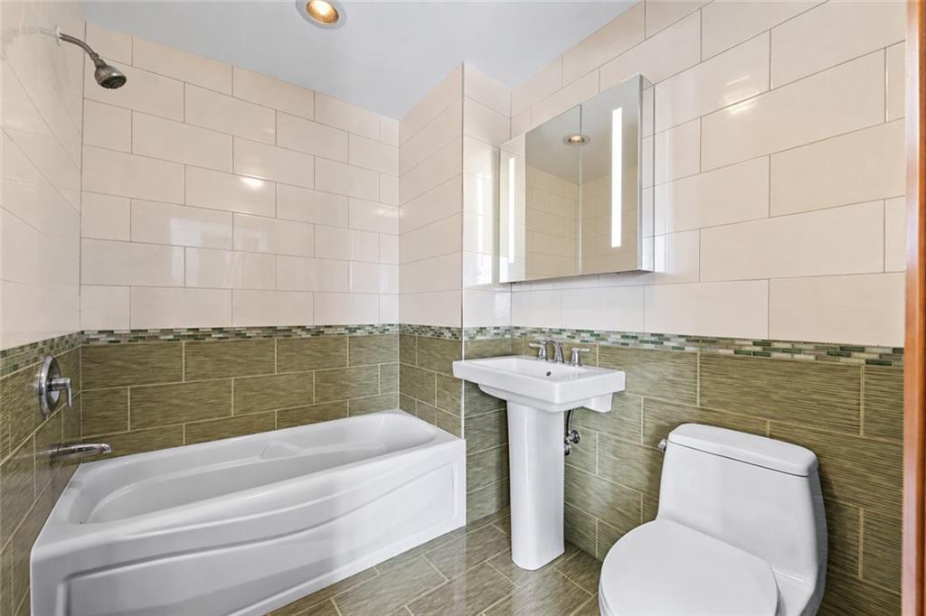 1702 Avenue Z Sheepshead Bay Brooklyn NY 11235