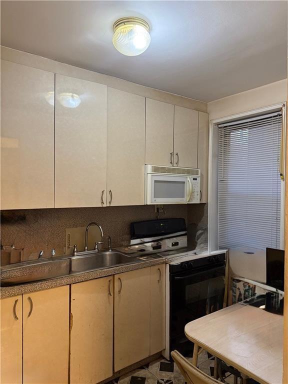 150 West End Avenue Manhattan Beach Brooklyn NY 11235