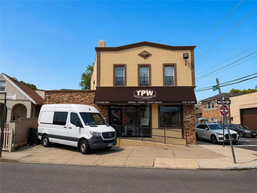 33 Olympia Boulevard Arrochar Staten Island NY 10305
