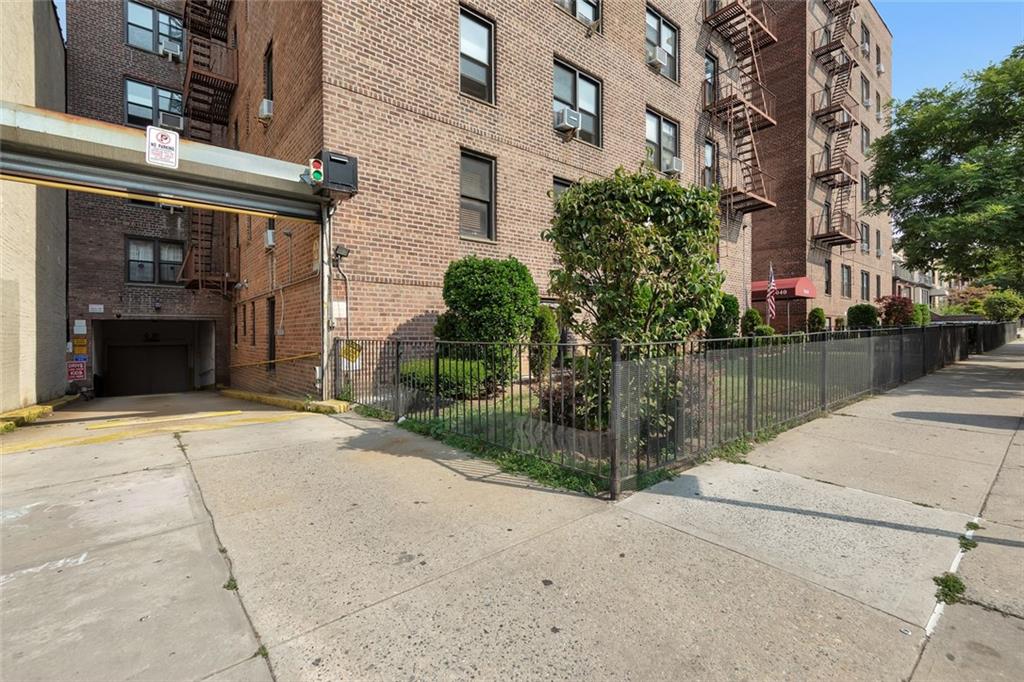 9040 Fort Hamilton Parkway Bay Ridge Brooklyn NY 11209