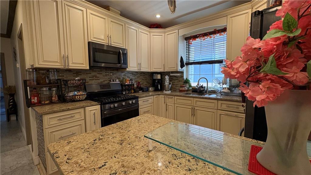 152 68th Street Bay Ridge Brooklyn NY 11220