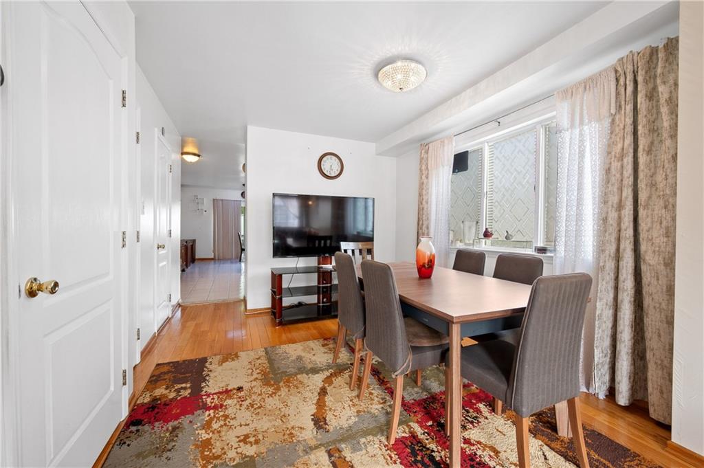 29 Latourette Lane New Springville Staten Island NY 10314